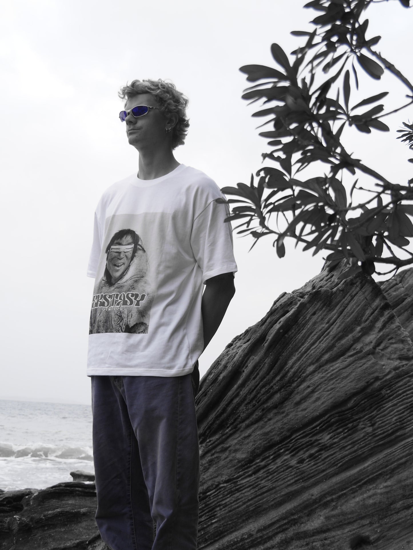 ESKIMO TEE