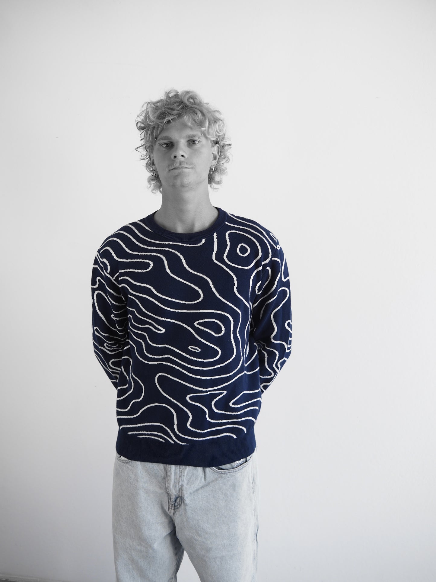 VOYAGER SWEATER "BLUE"