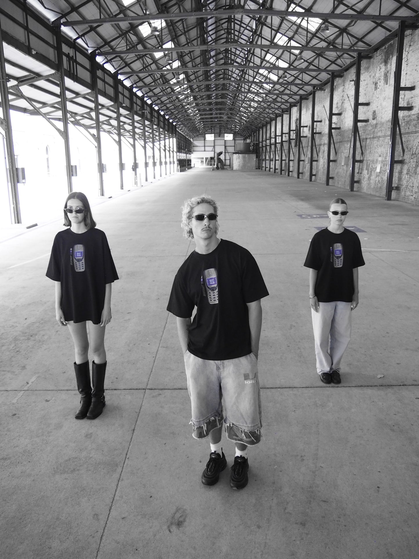 Y2K BRICK Tee - in BLACK