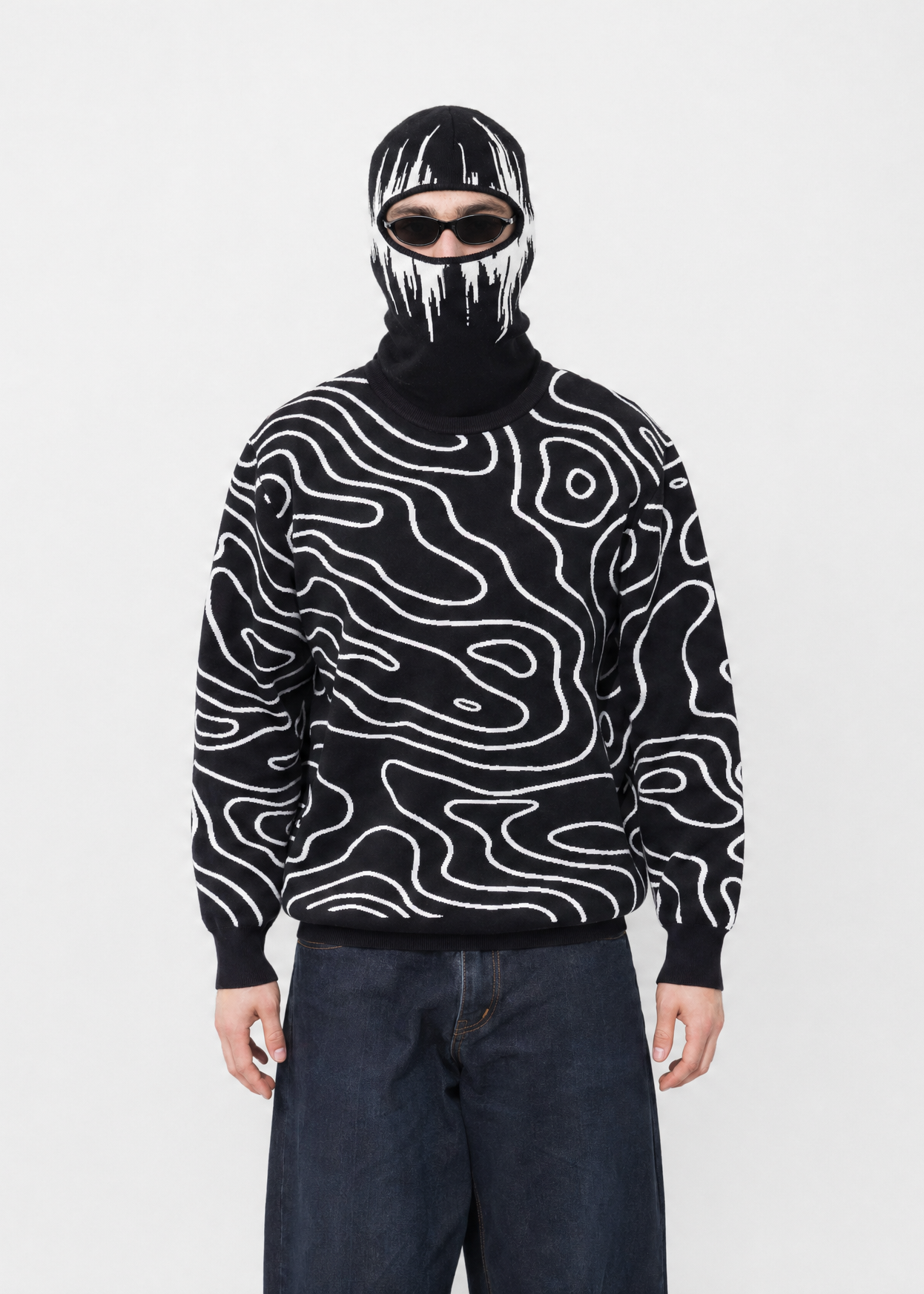 Voyager Sweater - BLACK
