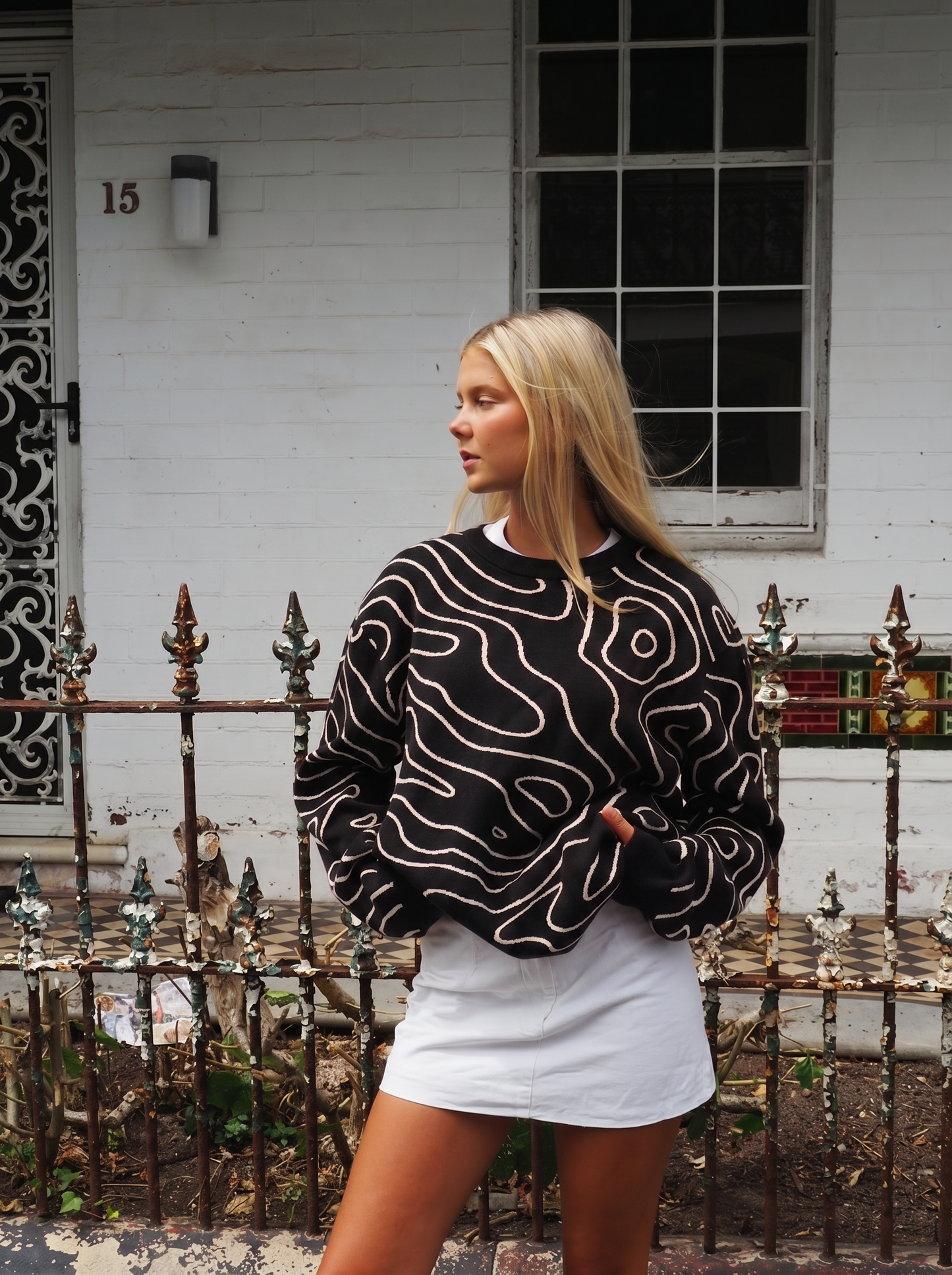 Voyager Sweater - BLACK